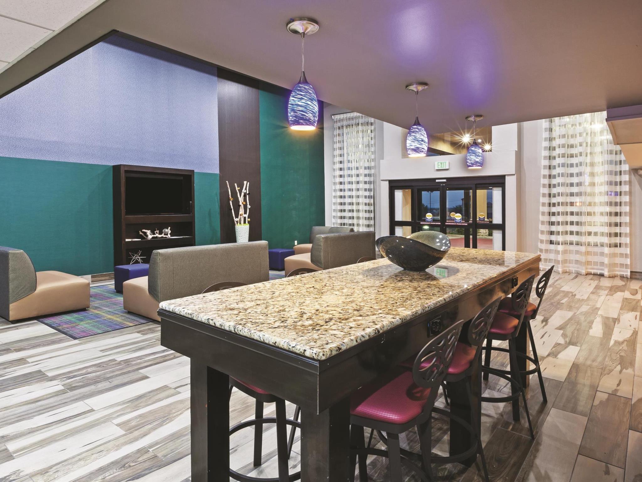 La Quinta By Wyndham Denison - North Lake Texoma Exteriör bild