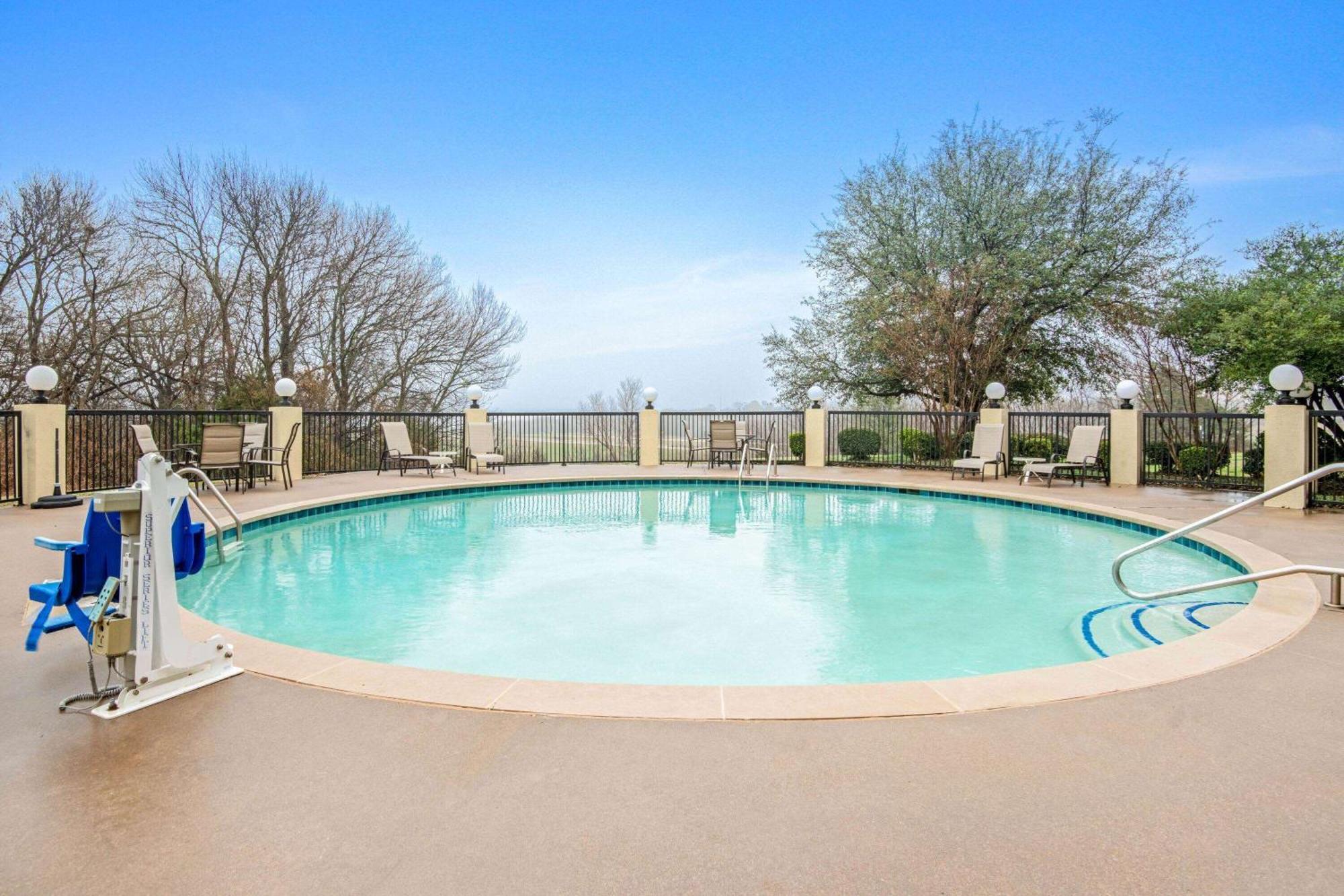 La Quinta By Wyndham Denison - North Lake Texoma Exteriör bild